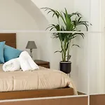 In Bloom Bed & Breakfast